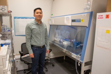 Dr. Kellen Chen in the lab